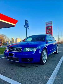 Audi S4 B6  ANNO 2003