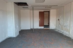 Ampio locale zona dusmet/martiri