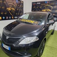 Lancia Ypsilon 1.2 69 CV 5 porte S&S Platinum