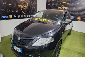Lancia Ypsilon 1.2 69 CV 5 porte S&S Platinum