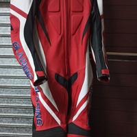 Accessori moto tuta completa+caschi+terminale arro