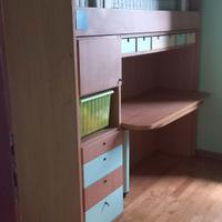 Cameretta con letto a scomparsa