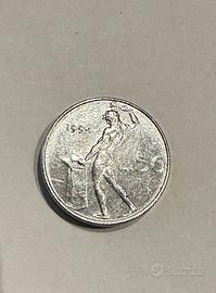 Rarissima moneta 50 Lire in miniatura