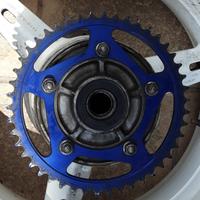 Corona post. suzuki gsx 600 r anno 01 blu
