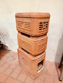 vecchia stufa a legna in terracotta FFF anni '50