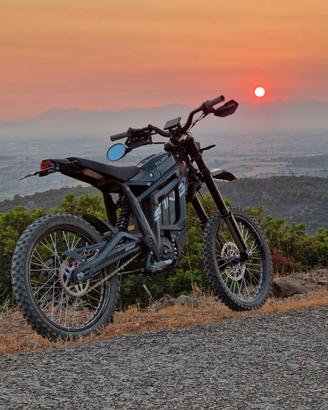 Talaria Sting TL4000 + Casco Jet Trial MPH