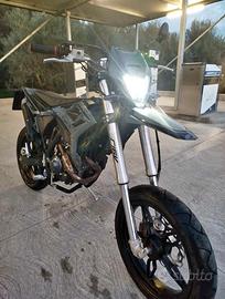  Beta RR 125 4T Motard T - X Special Edition
