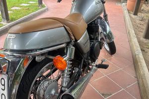 Suzuki TU 250 perfetta moto d’epoca
