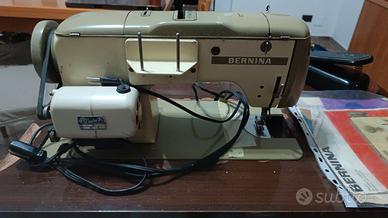 Macchina da cucire Bernina con mobile