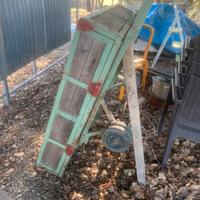 Carrello artigianale