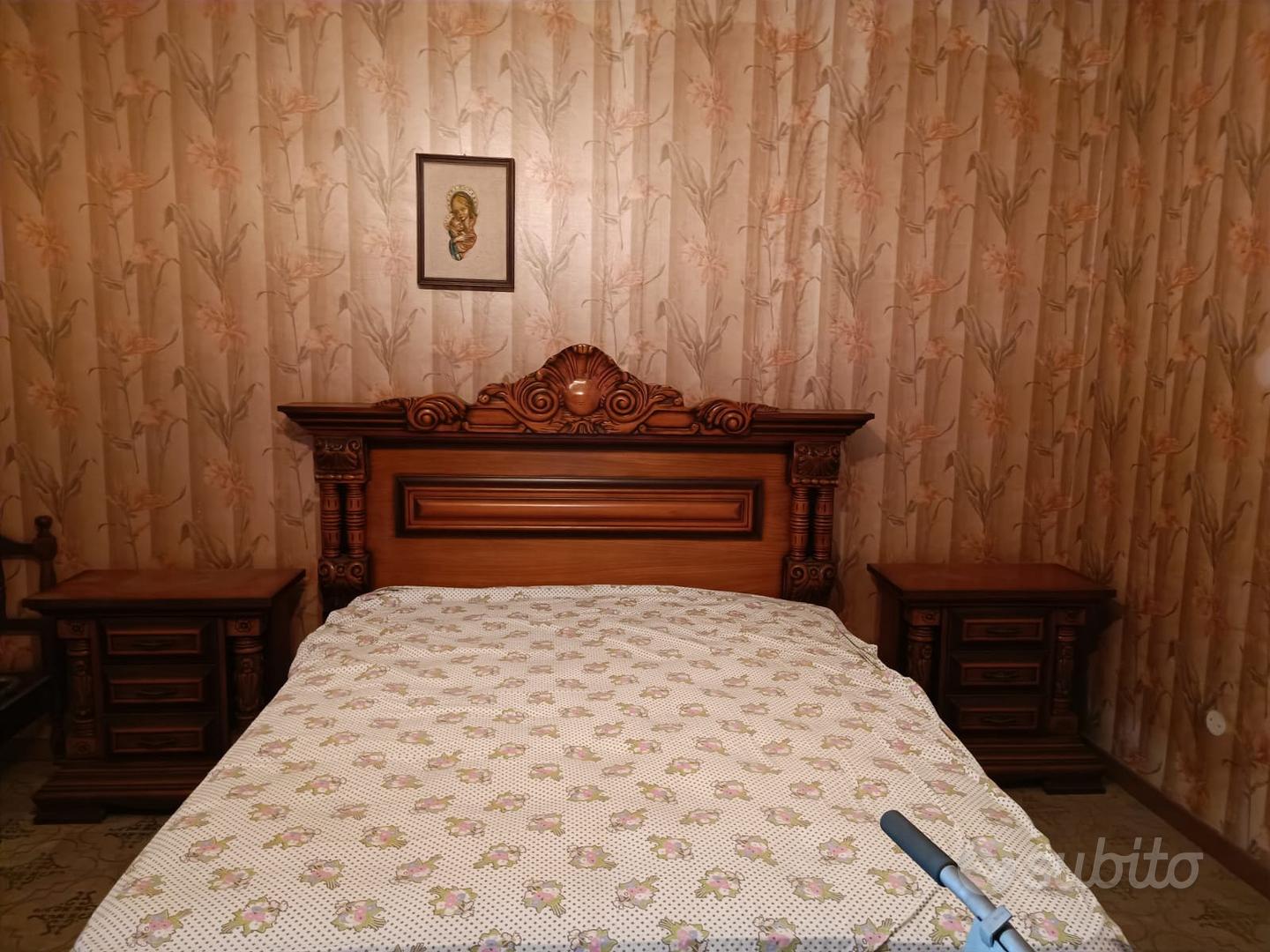 Camera da letto antica - Arredamento e Casalinghi In vendita a Caserta