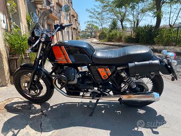 Moto Guzzi V7 SPECIAL