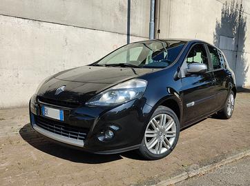 Renault Clio 1.2 Benzina 75CV - OK Neopatentati