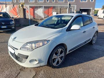 RENAULT Megane Mégane 1.5 dCi 110CV Luxe