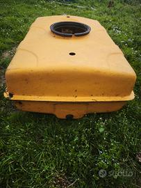 Serbatoio acqua, fertilizzanti, concimi