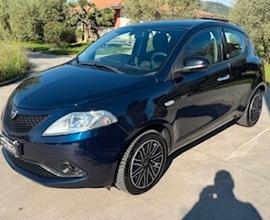 Lancia Ypsilon 1.2 69 CV 5 porte GPL Ecochic Gold
