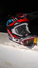 casco integrale da cross e motard oneal