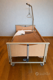 Letto ospedaliero  elettrico + girello + alzaWc