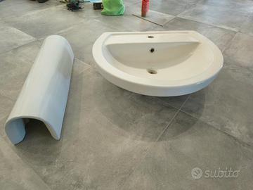 LAVABO IN CERAMICA CON COLONNA