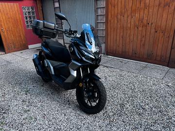 Voge Sfida SR1 ADV