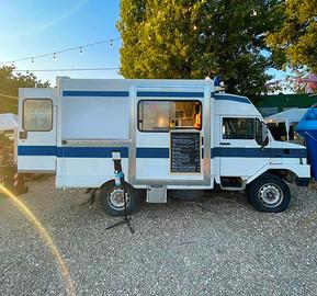 Bremach 4x4 con Allestimento Street Food