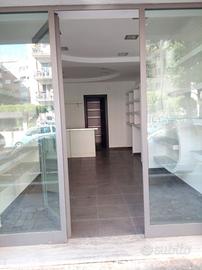 Ufficio Ambulatorio Negozio Colli Aminei