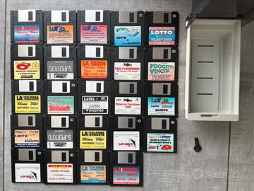 26 Floppy 3.5" Vintage '90 Software + Custodia