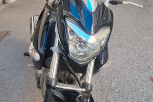 Suzuki Inazuma 250