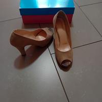 Décolleté open toe