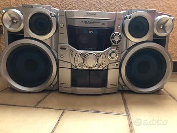 PANASONIC CD-RADIO-CASSETTE STEREO SYSTEM SA-AK410