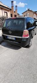 Opel Zaffira Cosmo