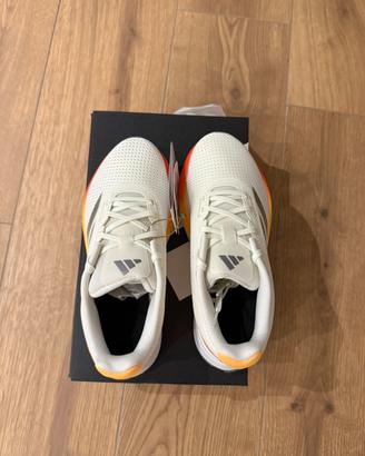 Scarpe da corsa Adidas Nuove con cartellino