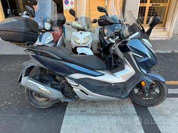 Honda Forza 300