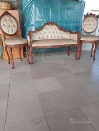 Salottino d antiquariato