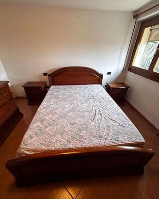 Camera da letto in legno