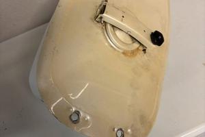 Serbatoio benzina completo di tappo per Vespa  GL