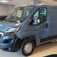 Peugeot Boxer 330 2.2 BlueHDi 120 S&S PC-TN Furgon