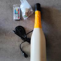 Lampada con telecomando e luci multicolore 