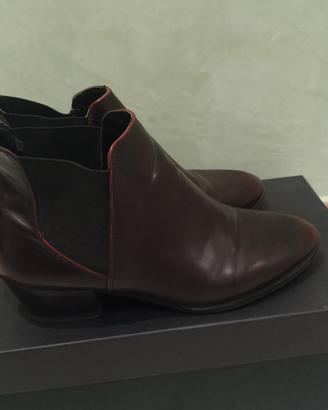 Scarpe da donna marca Zara taglia 37