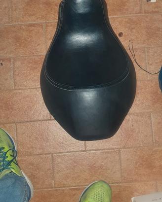 sella harley davidson 883
