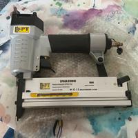 Spara chiodi ad aria