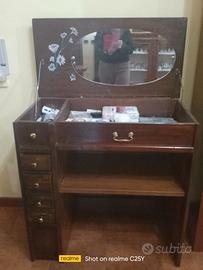 Mobile porta gioielli o trucchi vintage