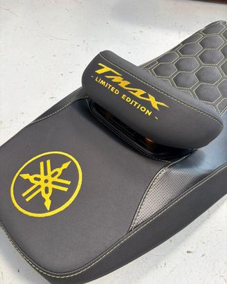 sella moto Tmax cover
