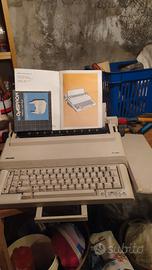 macchina da scrivere Olivetti 