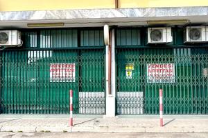 Negozio Ufficio 90 mq + 50mq magazz + posto auto