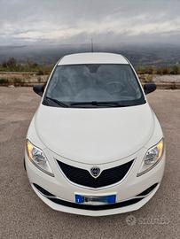 Lancia Ypsilon 1.2 Gold 69 CV 25.000 km