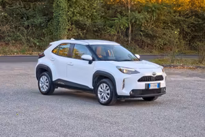 Toyota Yaris Cross 1.5 Hybrid 5p. E-CVT Business E