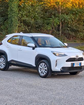Toyota Yaris Cross 1.5 Hybrid 5p. E-CVT Business E