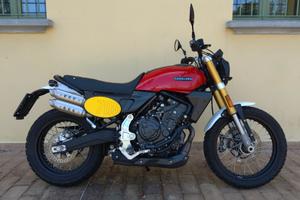 Fantic Caballero 700