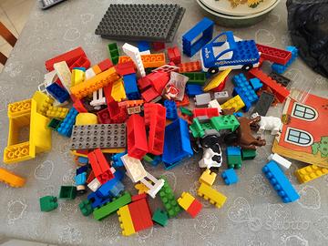 costruzioni miste lego e altro bimbi 